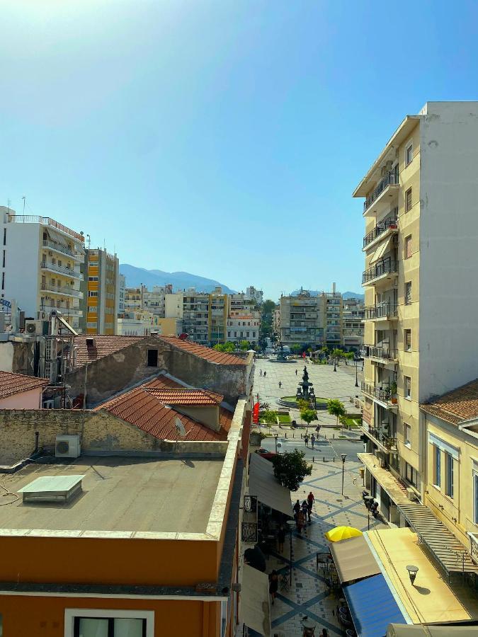 Happy Place! Big, Bright & Central - Ideal For Families And Groups Of Friends Patras Eksteriør billede