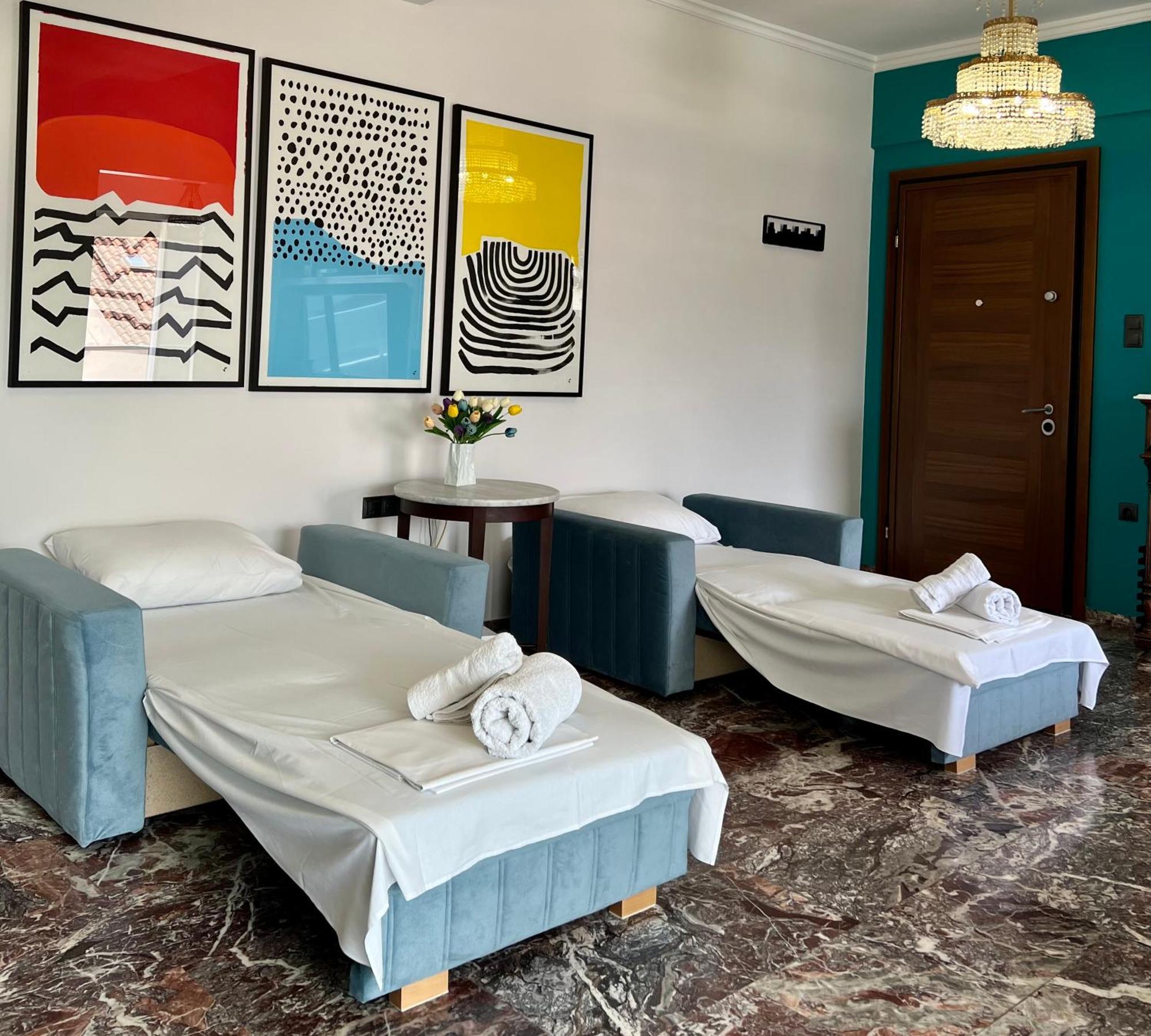 Happy Place! Big, Bright & Central - Ideal For Families And Groups Of Friends Patras Eksteriør billede